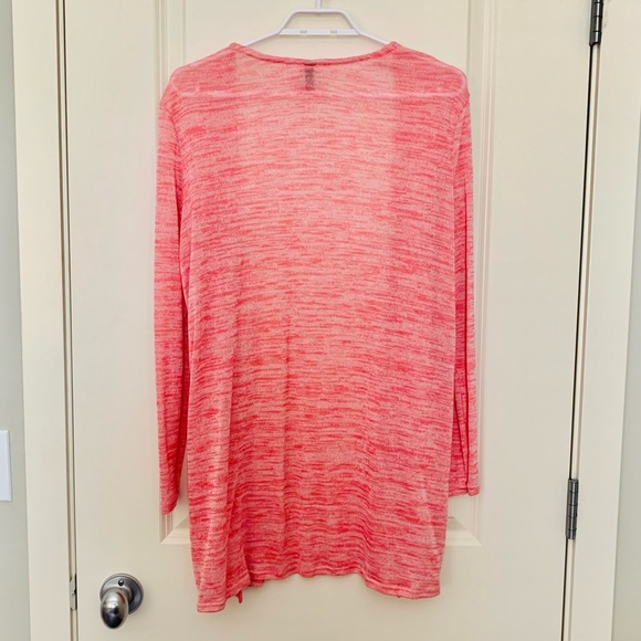 Pink Melange Cardigan. Soft Fine-knit with slits on the sides. No buttons. - Picture 3 of 4